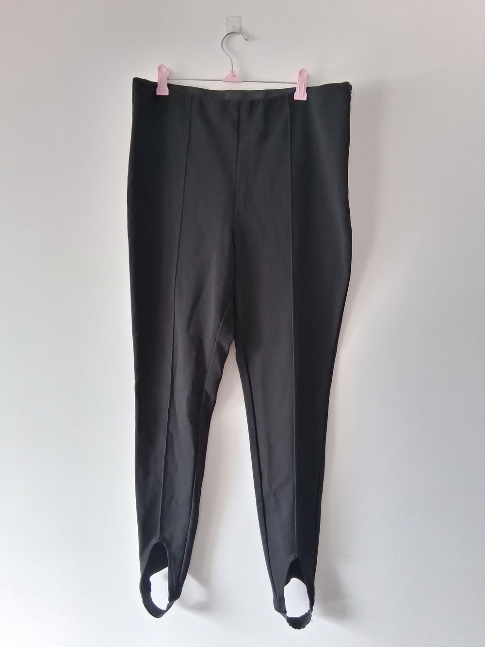 Akris Punto Black Stirrup Leggings Pants Women Large High Rise Front Seam Luxury
